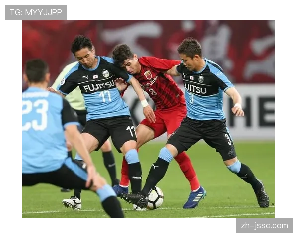 横滨水手与横滨FC德比战平局收场 场面激烈进球乏术